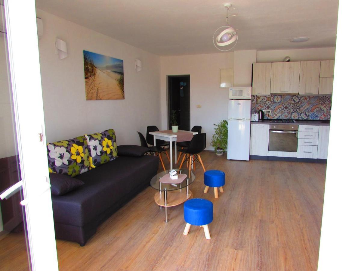 Apartman Mimi Ловран Экстерьер фото